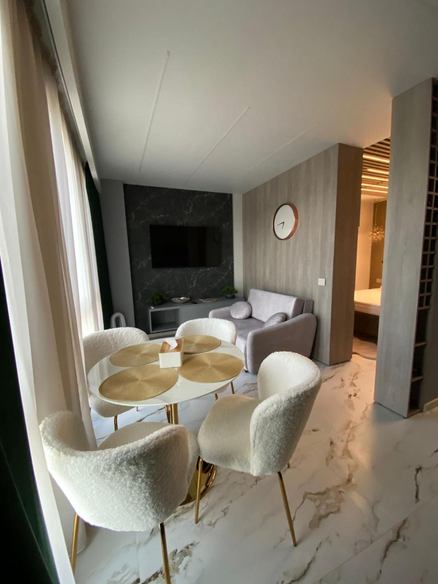 Rst Apartments Cluj Napoca 外观 照片